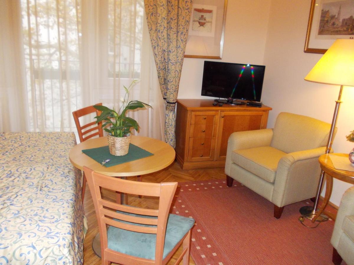 Flatneartocastlehill Apartman Budapest Kültér fotó