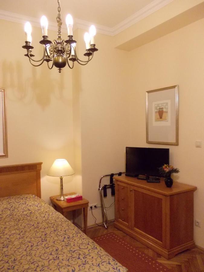 Flatneartocastlehill Apartman Budapest Kültér fotó
