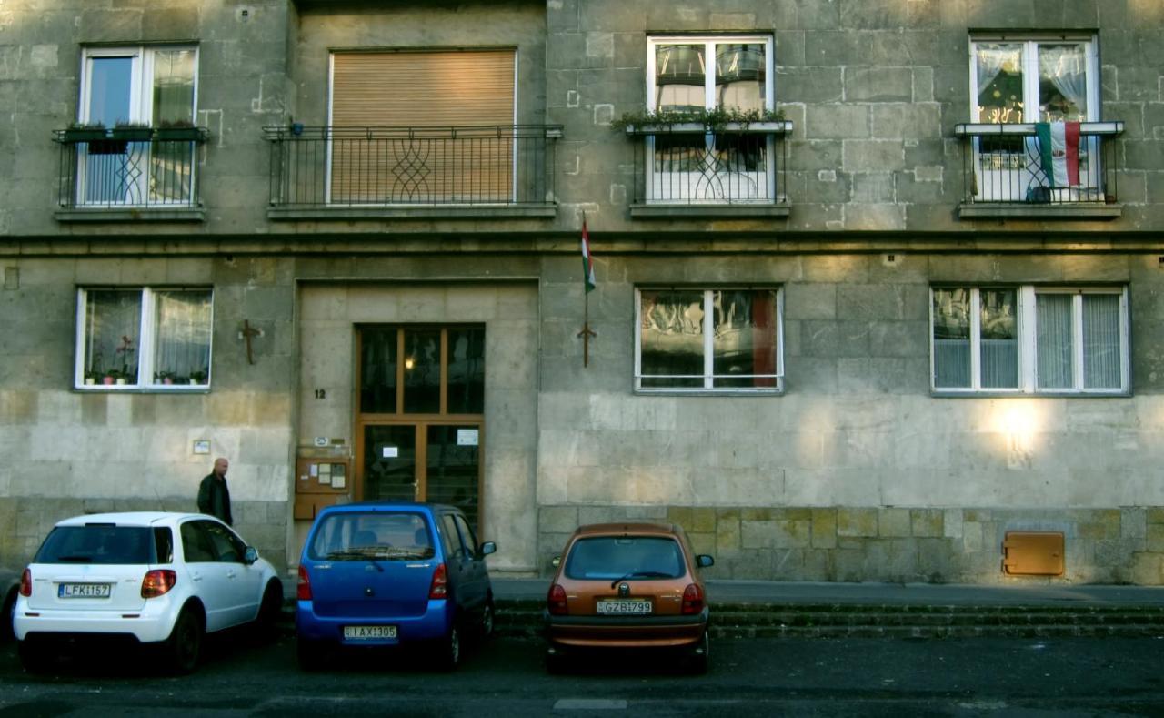 Flatneartocastlehill Apartman Budapest Kültér fotó
